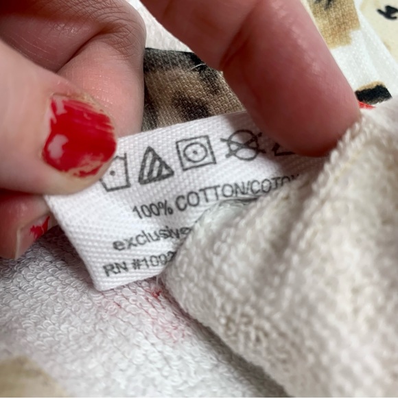 NWT. Casaba. set of 2 dog kitchen towels with multiple dog breeds - Picture 6 of 9